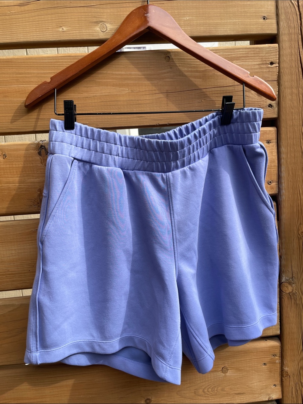 Mondetta Lavender Athletic Elastic-Waist Women’s Shorts